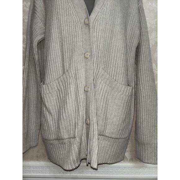 NWT Splendid Cotton/Silk Blend Long Sleeve Button Cardigan Sweater Size M $198 - Picture 4 of 9